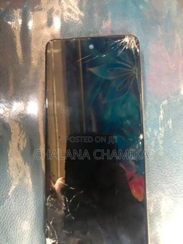 ZTE nubia V60 Design (Used)