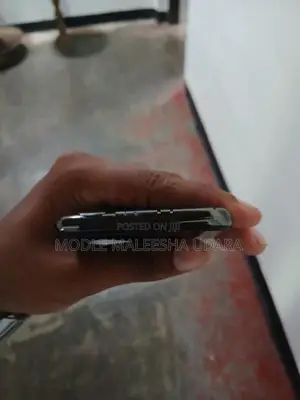Apple iPhone X (Used)