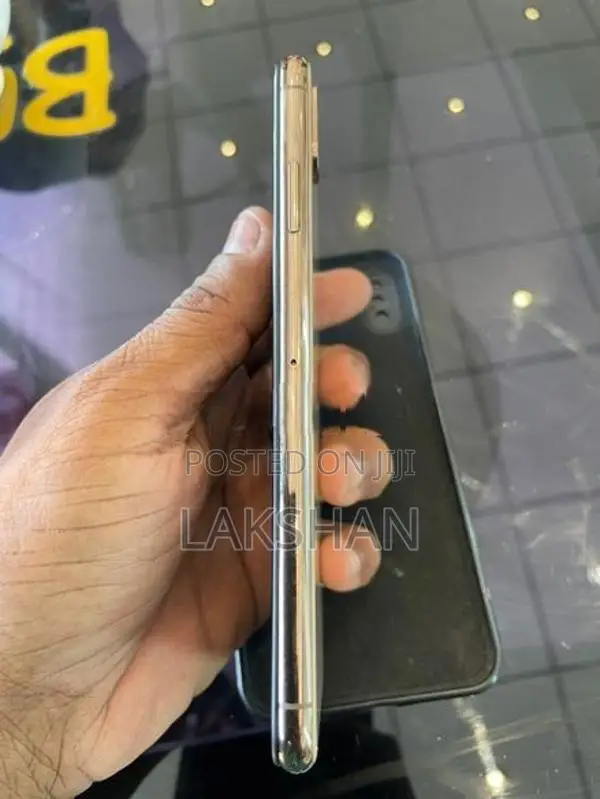 Apple iPhone XS Max 256GB (Used)