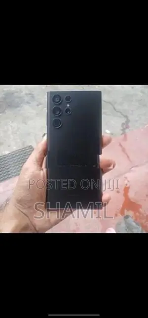 Samsung Galaxy S22 Ultra (Used)