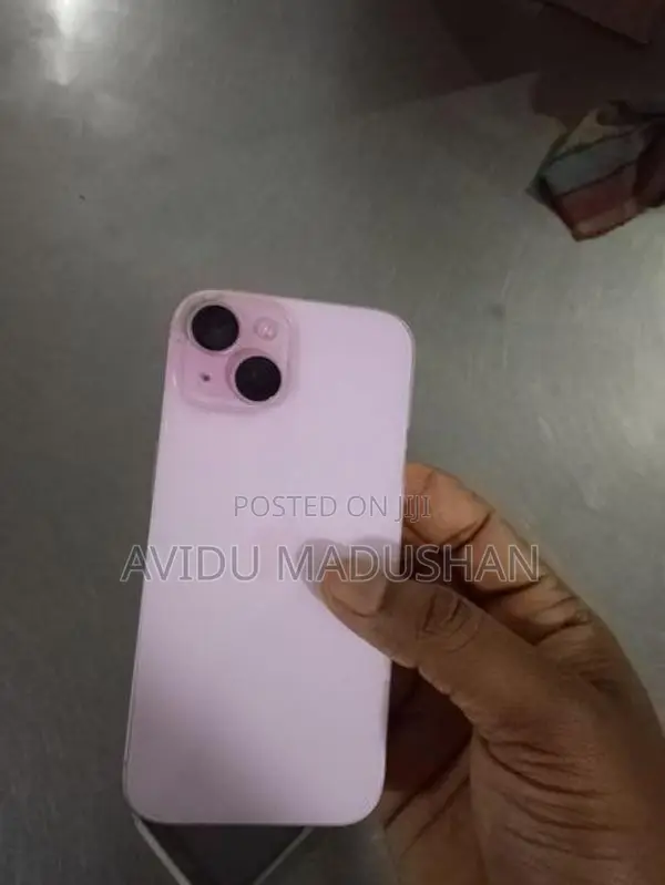 Apple iPhone 15 (Used)