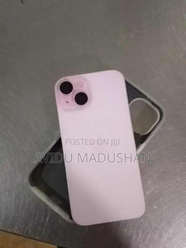 Apple iPhone 15 (Used)