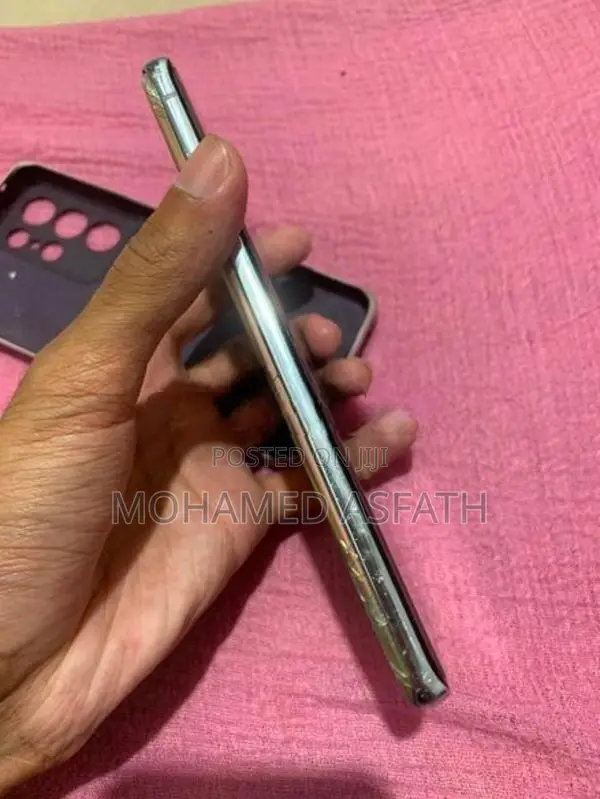 Samsung Galaxy S21 Ultra (Used)