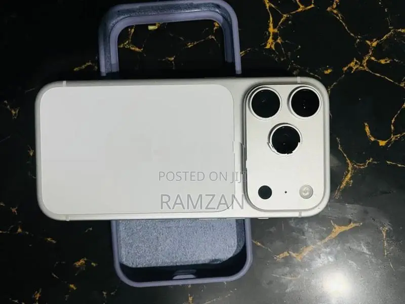Apple iPhone 17 Pro (Used)