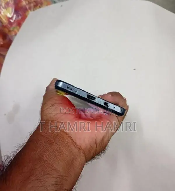 iqoo Z7S (Used)