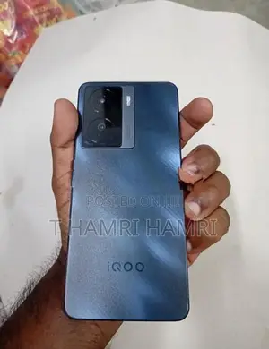 iqoo Z7S (Used)