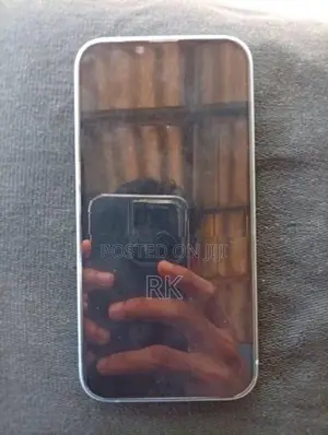 Apple iPhone 14 (Used)