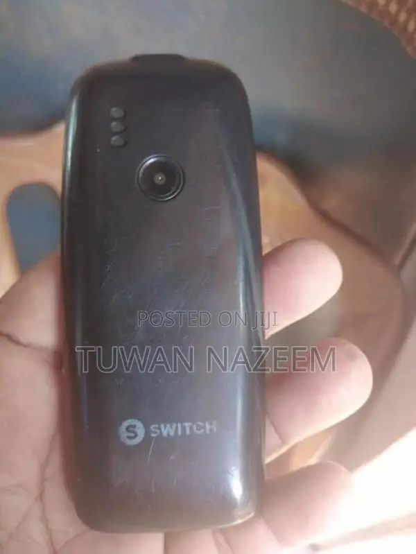 Switch Keypad Phone (Used)