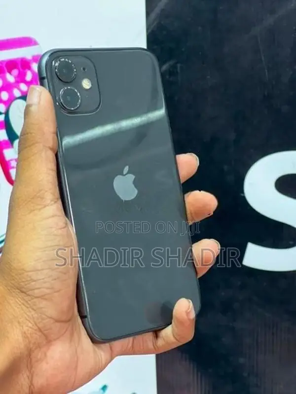 Apple iPhone 11 (Used)
