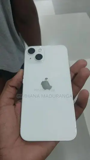 Apple iPhone 13 (Used)
