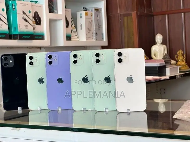 Apple iPhone 12 128GB (Used)