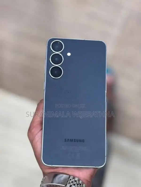 Samsung Galaxy S25 FE (Used)
