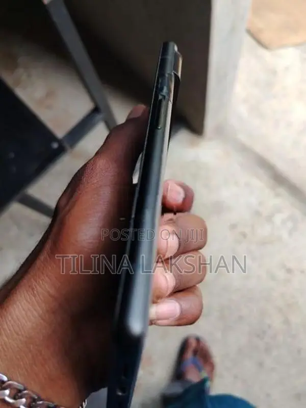 Google Pixel 6 (Used)