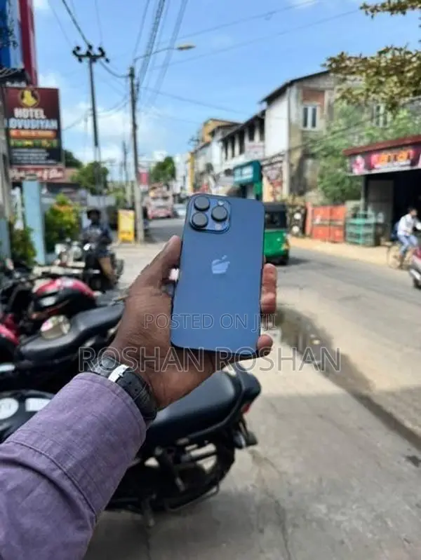Apple iPhone 15 Pro Max (Used)