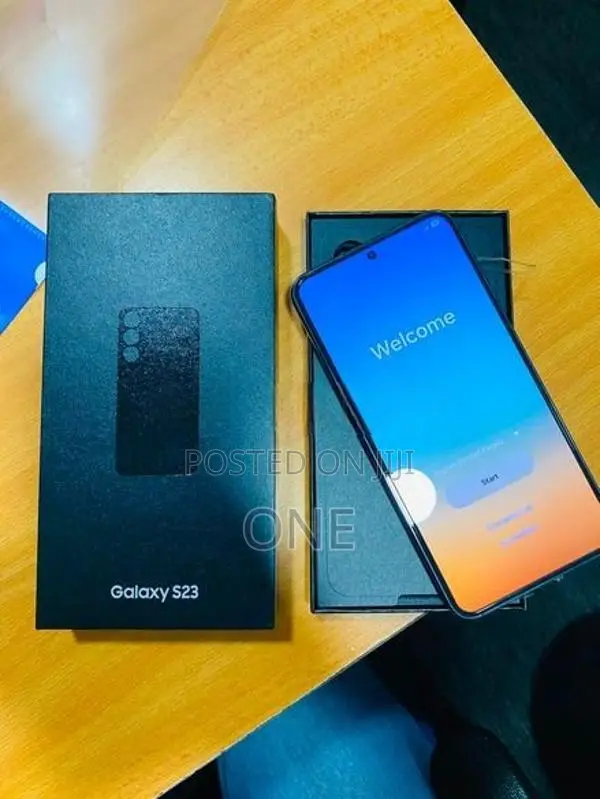 Samsung Galaxy S23 (Used)