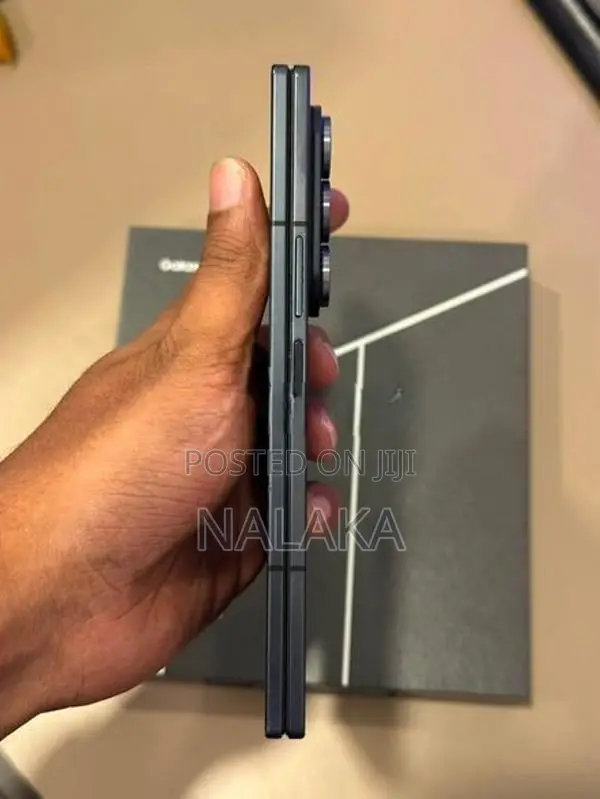 Samsung Galaxy Z Fold 7 12GB | 512GB (Used)