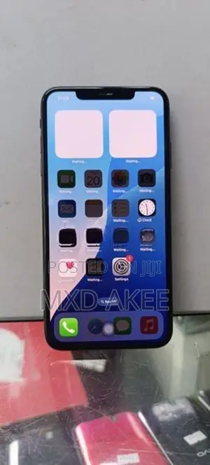 Apple iPhone XS Max (Used)