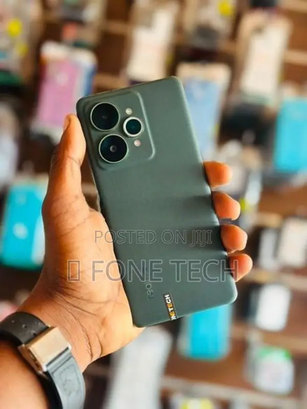 Realme 15 5G 8GB 256GB (Used)