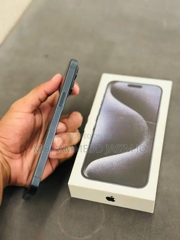 Apple iPhone 15 Pro Max 256 GB (Used)