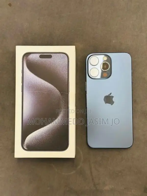 Apple iPhone 15 Pro Max 256 GB (Used)