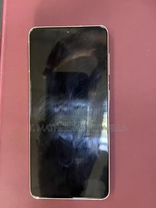 Samsung Galaxy S21 (Used)