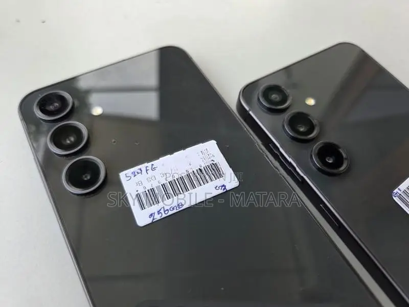 Samsung Galaxy S24 FE 8GB/256GB (Used)