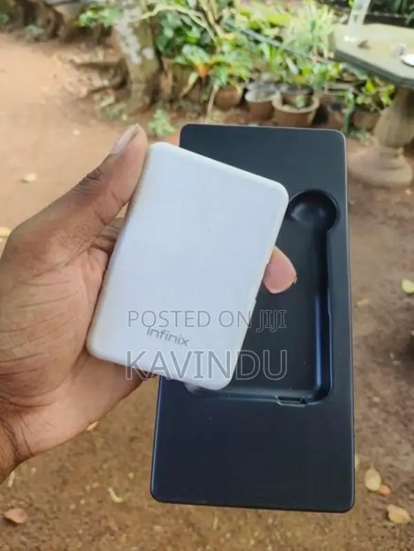 Wireless Magnetic Power Bank 3020mAh