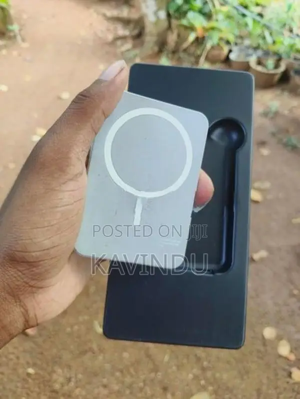 Wireless Magnetic Power Bank 3020mAh