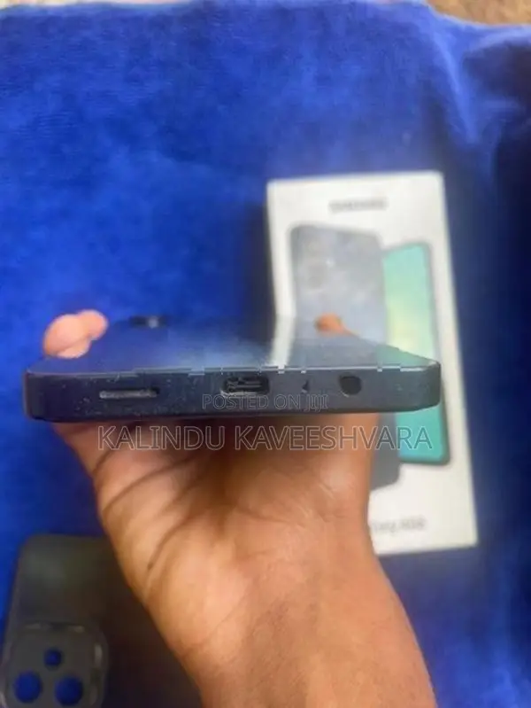 Samsung Galaxy A06 (Used)