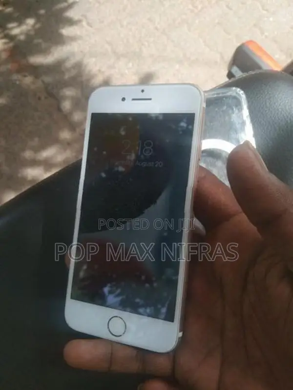 Apple iPhone 7 128gb (Used)