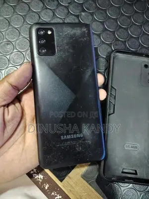 Samsung Galaxy M02s 4GB 64gb (Used)