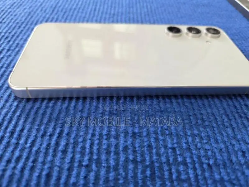 Samsung Galaxy S24 FE 8GB/256GB (Used)
