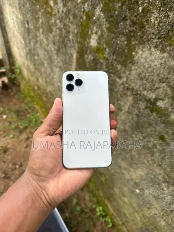 Apple iPhone 11 Pro 64GB (Used)