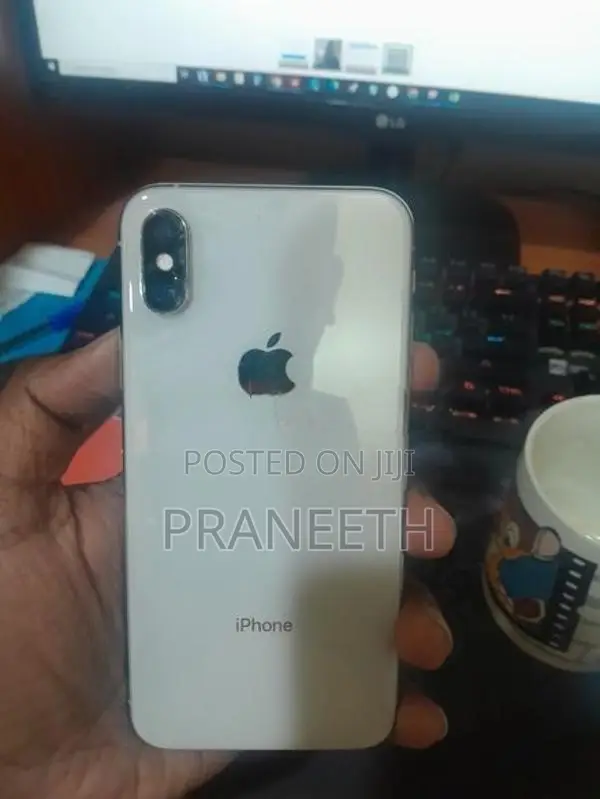 Apple iPhone XS 256GB (Used)