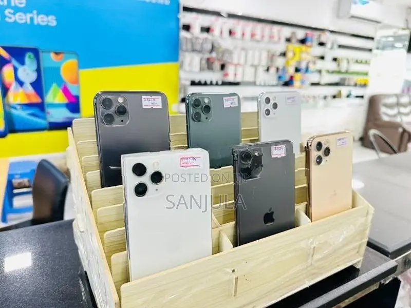 Apple iPhone 11 Pro 256GB (Used)
