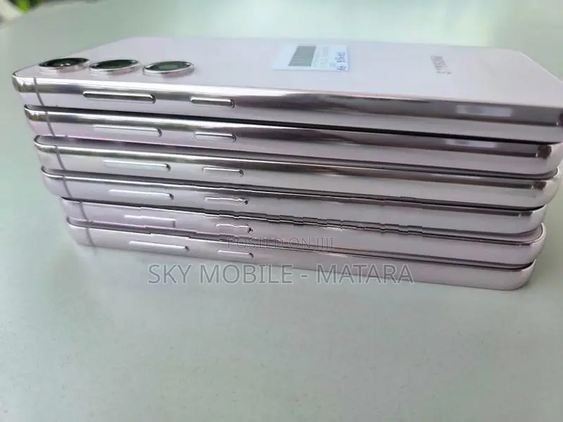 Samsung Galaxy S23 256GB (Used)