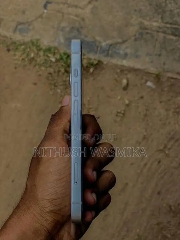 Apple iPhone 14 (Used)