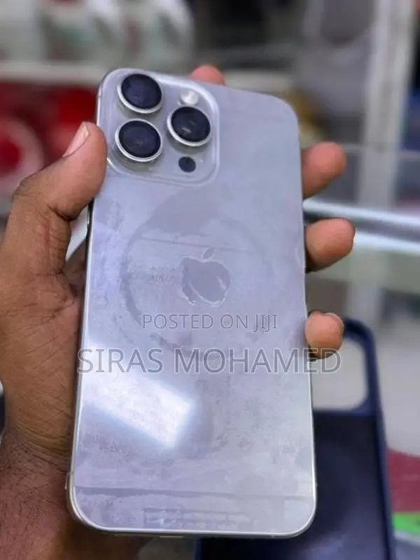 Apple iPhone 15 Pro Max (Used)