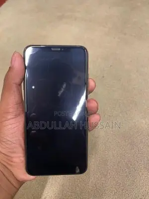 Apple iPhone XS Max (Used)
