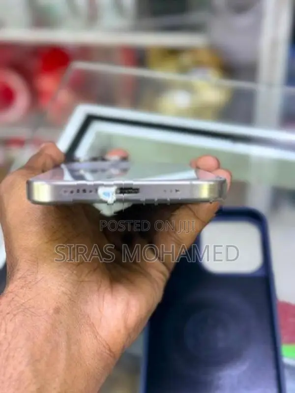 Apple iPhone 15 Pro Max (Used)