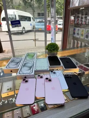 Apple iPhone 15 128GB (Used)