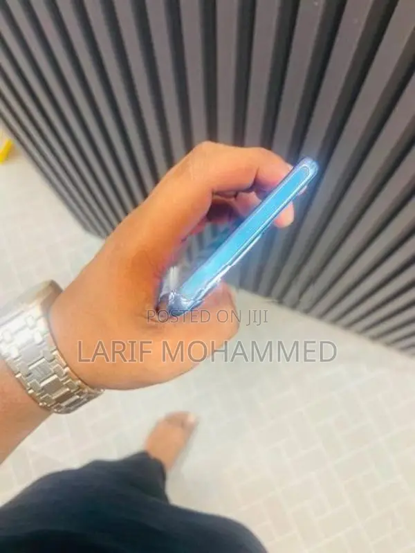 Vivo V27 (Used)