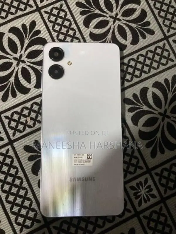 Samsung Galaxy A06 (Used)