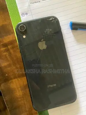 Apple iPhone XR (Used)