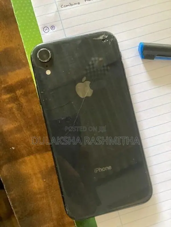 Apple iPhone XR (Used)