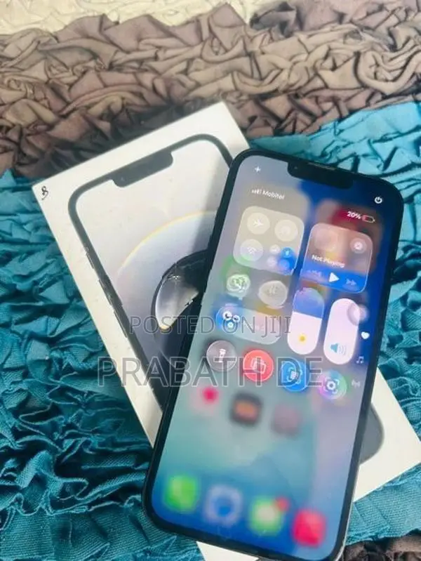 Apple iPhone 16e (Used)