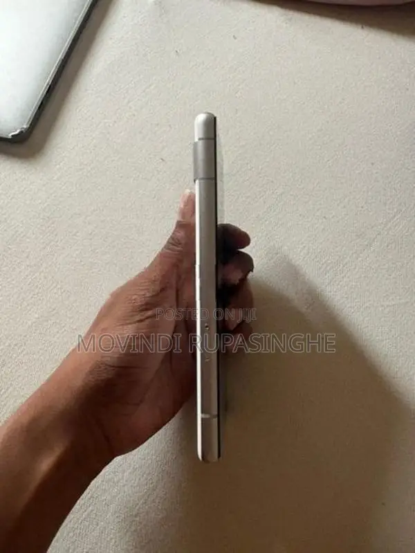 Google Pixel 7a (Used)