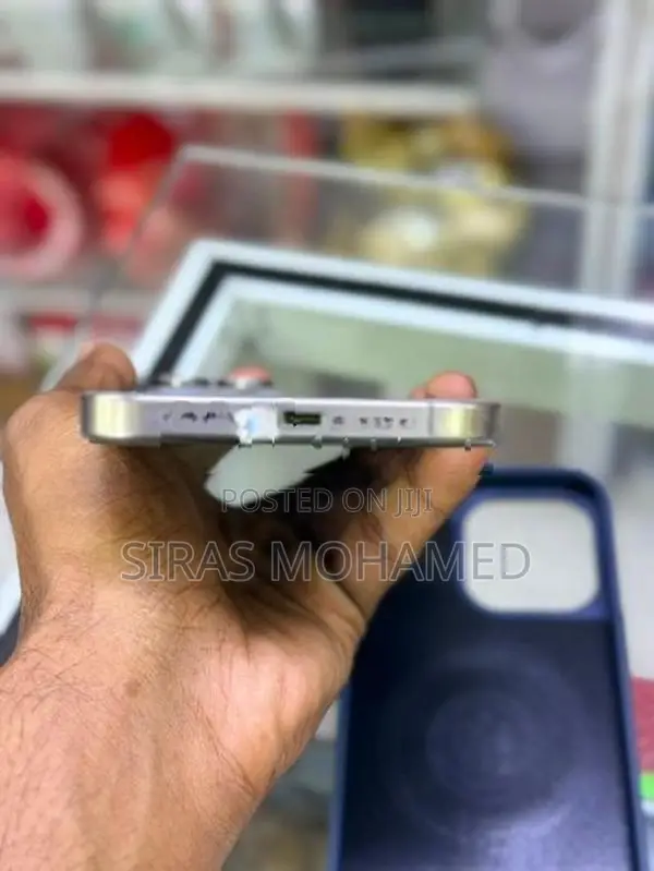 Apple iPhone 15 Pro Max (Used)