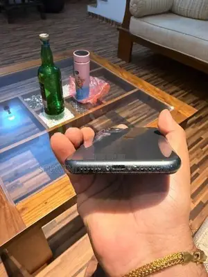 Apple iPhone 11 (Used)
