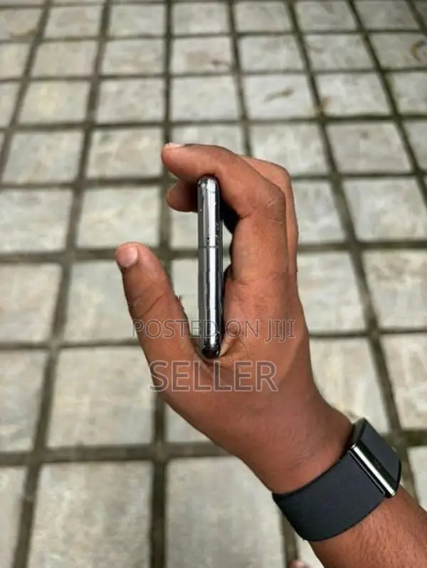 Samsung Galaxy S10 128GB (Used)